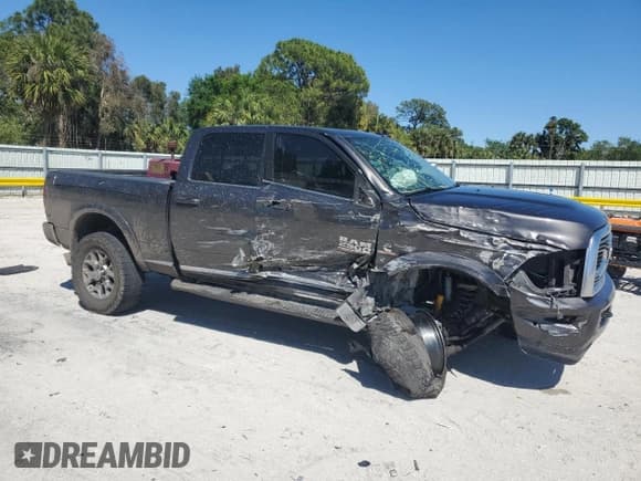 ✅ 2018 Ram 2500 Limited • VIN: 3C6UR5GL8JG334320 • Lot: 49382695. Listed on Copart with 191,911 mi. Free auction sales archive from the USA and detailed vehicle history report at DreamBid. Image 4.