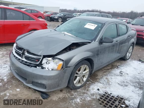 ✅ 2013 Dodge Avenger SE V6 • VIN: 1C3CDZAG3DN586420 • Лот: 41534638. Опубликован ранее на IAAI с пробегом 81 204 миль. Бесплатный доступ к архиву аукционных продаж из США и подробный отчёт об истории автомобиля на DreamBid. Изображение 2.