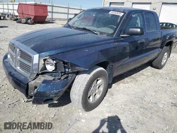 2007 Dodge Dakota SLT z VIN 1D7HW48K67S128844, wystawiony jako Copart lot #53262635 z przebiegiem 178 675 mil mil oraz Szkoda całkowita • Salvage title. Historia ofert i sprzedaży dostępna na DreamBid. Obrazek 1.