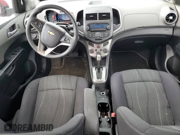 2015 Chevrolet Sonic LT с VIN 1G1JC6SB9F4181767, выставлен на аукционе Copart как лот 69194195 с пробегом 113 043 миль миль и Списание • Salvage title. История ставок и продаж доступна на DreamBid. Изображение 8.