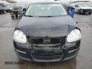 ✅ 2010 Volkswagen Jetta SE • VIN: 3VWRZ7AJ5AM161436 • Lot: 86490355. Wystawiony na Copart z przebiegiem 66 193 mil. Bezpłatny archiwum sprzedaży aukcyjnych z USA i szczegółowy raport historii pojazdu na DreamBid. Zdjęcie 5.