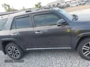 ✅ 2020 Toyota 4Runner SR5 Premium • VIN: JTEBU5JR1L5782044 • Lot: 43218551. Wystawiony na IAAI z przebiegiem 114 688 mil. Bezpłatny archiwum sprzedaży aukcyjnych z USA i szczegółowy raport historii pojazdu na DreamBid. Zdjęcie 14.