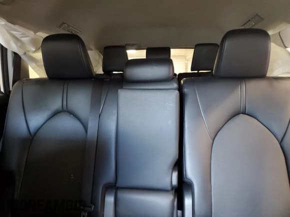 ✅ 2024 Toyota Highlander Limited • VIN: 5TDAAAB54RS020956 • Lot: 64835955. Wystawiony na Copart z przebiegiem 16 002 mil. Bezpłatny archiwum sprzedaży aukcyjnych z USA i szczegółowy raport historii pojazdu na DreamBid. Zdjęcie 10.