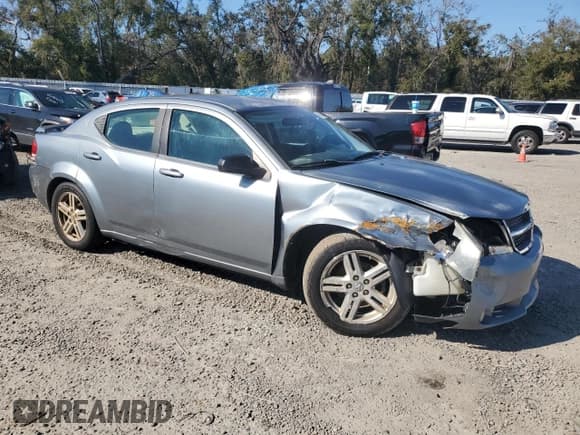 ✅ 2009 Dodge Avenger SXT • VIN: 1B3LC56B79N542868 • Лот: 42405655. Опубликован ранее на Copart с пробегом 169 114 миль. Бесплатный доступ к архиву аукционных продаж из США и подробный отчёт об истории автомобиля на DreamBid. Изображение 4.