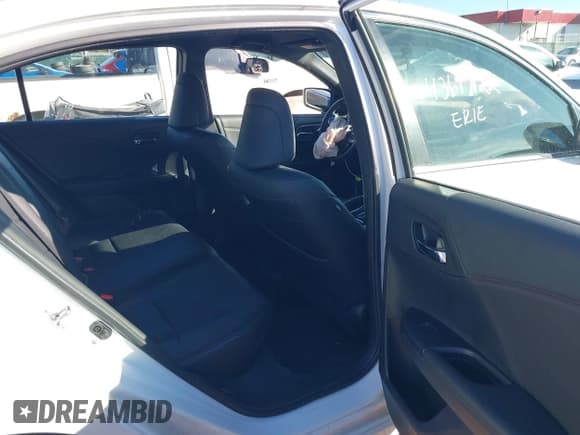 ✅ 2017 Honda Accord Sport SE • VIN: 1HGCR2F10HA109998 • Lot: 43697122. Listed on IAAI with 79,359 mi. Free auction sales archive from the USA and detailed vehicle history report at DreamBid. Image 8.