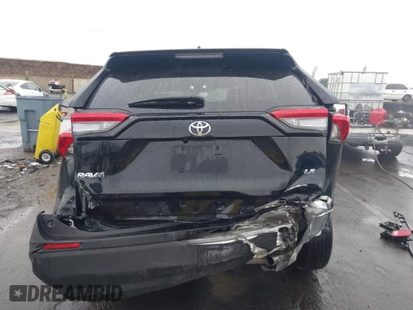 ✅ 2024 Toyota RAV4 LE • VIN: 2T3H1RFV3RC265190 • Лот: 43632739. Опубликован ранее на IAAI с пробегом 37 244 миль. Бесплатный доступ к архиву аукционных продаж из США и подробный отчёт об истории автомобиля на DreamBid. Изображение 17.