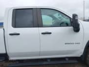 ✅ 2022 Chevrolet Silverado 2500HD Work Truck • VIN: 1GC2YLE7XNF267241 • Lot: 42639094. Wystawiony na IAAI z przebiegiem 89 583 mil. Bezpłatny archiwum sprzedaży aukcyjnych z USA i szczegółowy raport historii pojazdu na DreamBid. Zdjęcie 13.