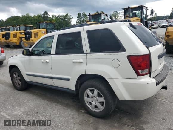 ✅ 2008 Jeep Grand Cherokee Laredo • VIN: 1J8GS48K78C196706 • Лот: 68314875. Опубликован ранее на Copart с пробегом 181 121 миль. Бесплатный доступ к архиву аукционных продаж из США и подробный отчёт об истории автомобиля на DreamBid. Изображение 2.