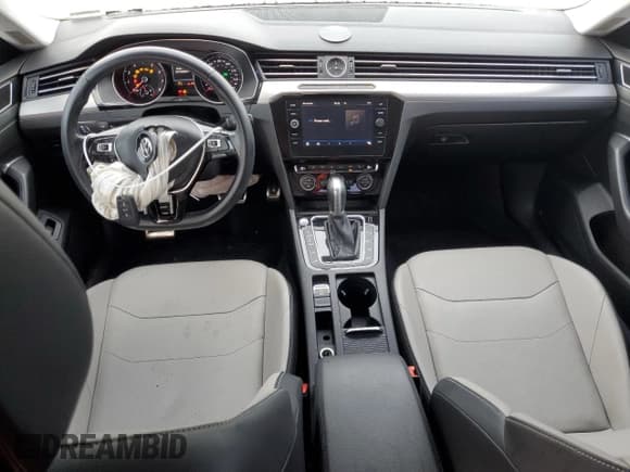 ✅ 2019 Volkswagen Arteon SE • VIN: WVWBR7AN5KE001264 • Lot: 76508193. Wystawiony na Copart z przebiegiem 41 256 mil. Bezpłatny archiwum sprzedaży aukcyjnych z USA i szczegółowy raport historii pojazdu na DreamBid. Zdjęcie 8.