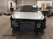 ✅ 2020 Hyundai Ioniq Blue • VIN: KMHC65LC4LU213542 • Lot: 41361881. Wystawiony na IAAI z przebiegiem 120 250 mil. Bezpłatny archiwum sprzedaży aukcyjnych z USA i szczegółowy raport historii pojazdu na DreamBid. Zdjęcie 12.