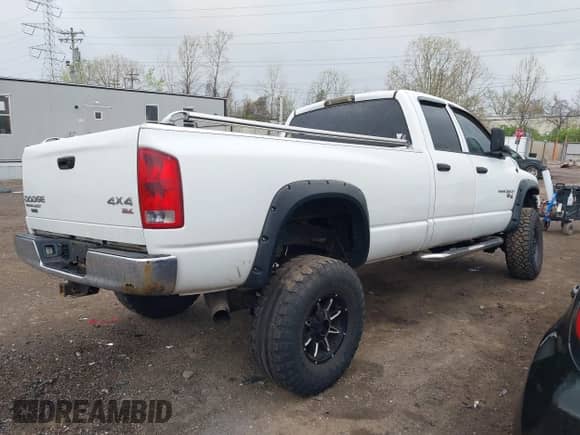 2004 Dodge 3500 ST with VIN 3D7LU38C64G117736, listed as a IAAI auction lot 42058492 with 229,102 mi miles and . Bid and sale history available at DreamBid. Image 4.