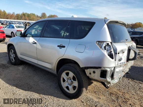 ✅ 2007 Toyota RAV4 • VIN: JTMBK33V275019903 • Лот: 90007705. Опубликован ранее на Copart с пробегом 70 226 миль. Бесплатный доступ к архиву аукционных продаж из США и подробный отчёт об истории автомобиля на DreamBid. Изображение 2.