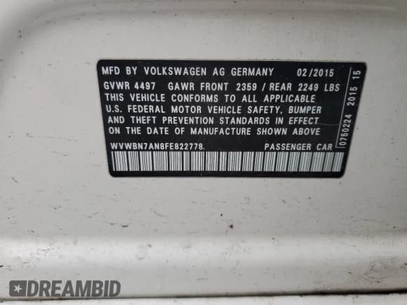 ✅ 2015 Volkswagen CC R-Line • VIN: WVWBN7AN8FE822778 • Lot: 85030974. Listed on Copart with 61,681 mi. Free auction sales archive from the USA and detailed vehicle history report at DreamBid. Image 13.