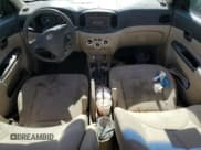 ✅ 2007 Hyundai Accent GLS • VIN: KMHCN46C37U099600 • Лот: 57469855. Опубликован ранее на Copart с пробегом 87 276 миль. Бесплатный доступ к архиву аукционных продаж из США и подробный отчёт об истории автомобиля на DreamBid. Изображение 8.