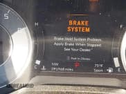 ✅ 2019 Acura RDX Technology • VIN: 5J8TC2H50KL008974 • Lot: 43449820. Wystawiony na IAAI z przebiegiem 91 968 mil. Bezpłatny archiwum sprzedaży aukcyjnych z USA i szczegółowy raport historii pojazdu na DreamBid. Zdjęcie 15.