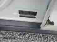 2018 Mitsubishi Outlander SE z VIN JA4AR3AW3JZ012651, wystawiony jako Copart lot #59735465 z przebiegiem Nie podano mil oraz Szkoda całkowita • Salvage title. Historia ofert i sprzedaży dostępna na DreamBid. Obrazek 14.