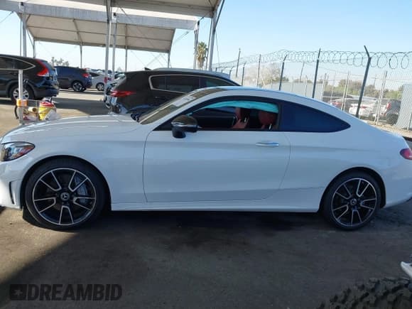 ✅ 2023 Mercedes-Benz C 300 • VIN: W1KWJ8DBXPG117545 • Lot: 41134596. Listed on IAAI with 16,665 mi. Free auction sales archive from the USA and detailed vehicle history report at DreamBid. Image 14.