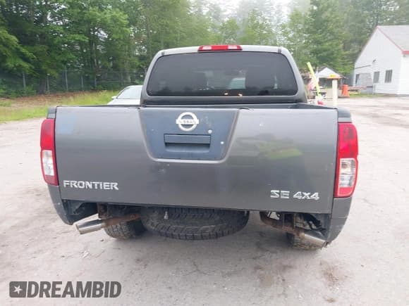 ✅ 2006 Nissan Frontier LE • VIN: 1N6AD07W56C455045 • Лот: 42536155. Опубликован ранее на IAAI с пробегом 124 716 миль. Бесплатный доступ к архиву аукционных продаж из США и подробный отчёт об истории автомобиля на DreamBid. Изображение 15.
