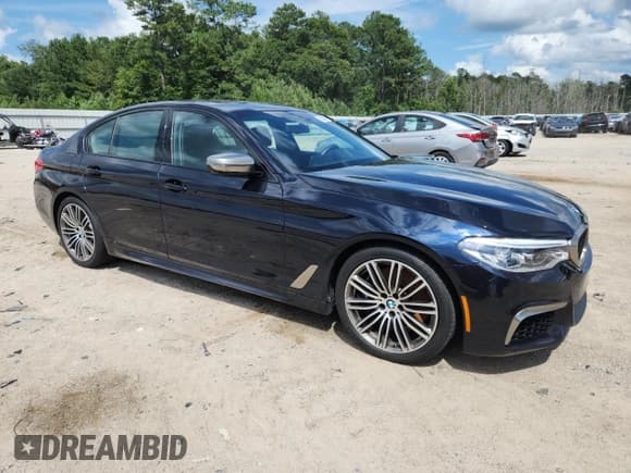 ✅ 2020 BMW 5 Series M550i xDrive • VIN: WBAJS7C02LCD05408 • Lot: 60268875. Wystawiony na Copart z przebiegiem 30 062 mil. Bezpłatny archiwum sprzedaży aukcyjnych z USA i szczegółowy raport historii pojazdu na DreamBid. Zdjęcie 4.