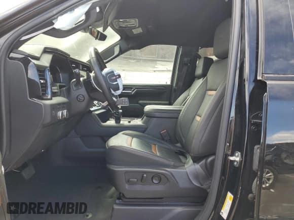 ✅ 2024 GMC Sierra 1500 AT4 • VIN: 3GTUUEEL4RG268757 • Лот: 53459225. Опубликован ранее на Copart с пробегом 4 264 миль. Бесплатный доступ к архиву аукционных продаж из США и подробный отчёт об истории автомобиля на DreamBid. Изображение 7.