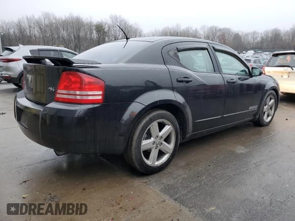 ✅ 2008 Dodge Avenger R/T • VIN: 1B3LC76M98N559621 • Лот: 85133934. Опубликован ранее на Copart с пробегом 139 010 миль. Бесплатный доступ к архиву аукционных продаж из США и подробный отчёт об истории автомобиля на DreamBid. Изображение 3.