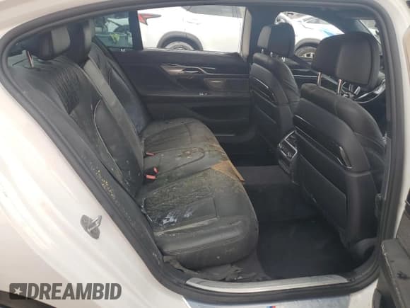 ✅ 2016 BMW 7 Series 750i • VIN: WBA7F0C51GGL99309 • Lot: 81058635. Listed on Copart with Not provided. Free auction sales archive from the USA and detailed vehicle history report at DreamBid. Image 10.