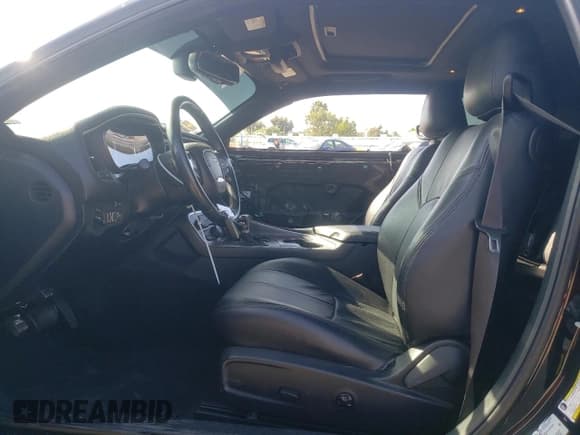 ✅ 2015 Dodge Challenger R/T • VIN: 2C3CDZAT5FH715282 • Lot: 50909344. Wystawiony na Copart z przebiegiem 79 555 mil. Bezpłatny archiwum sprzedaży aukcyjnych z USA i szczegółowy raport historii pojazdu na DreamBid. Zdjęcie 7.