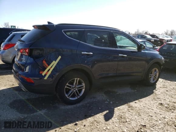 ✅ 2018 Hyundai Santa Fe 2.4L • VIN: 5XYZUDLBXJG526146 • Лот: 40770493. Опубликован ранее на Copart с пробегом 46 052 миль. Бесплатный доступ к архиву аукционных продаж из США и подробный отчёт об истории автомобиля на DreamBid. Изображение 3.