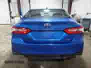 2019 Toyota Camry LE z VIN 4T1B11HK9KU223243, wystawiony jako Copart lot #86264145 z przebiegiem 120 090 mil mil oraz Szkoda całkowita • Salvage title. Historia ofert i sprzedaży dostępna na DreamBid. Obrazek 6.