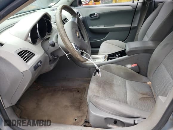 ✅ 2009 Chevrolet Malibu 1LS • VIN: 1G1ZG57B794207667 • Lot: 83677974. Listed on Copart with 114,919 mi. Free auction sales archive from the USA and detailed vehicle history report at DreamBid. Image 7.