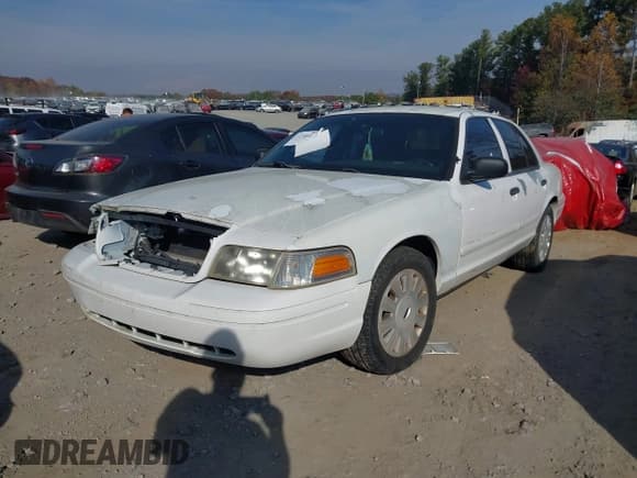 ✅ 2006 Ford Police Interceptor • VIN: 2FAHP71W56X117499 • Lot: 43650522. Wystawiony na IAAI z przebiegiem Nie podano. Bezpłatny archiwum sprzedaży aukcyjnych z USA i szczegółowy raport historii pojazdu na DreamBid. Zdjęcie 2.