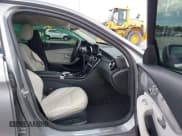 ✅ 2016 Mercedes-Benz C 300 • VIN: 55SWF4KB2GU110802 • Лот: 43080809. Опубликован ранее на IAAI с пробегом 128 584 миль. Бесплатный доступ к архиву аукционных продаж из США и подробный отчёт об истории автомобиля на DreamBid. Изображение 5.