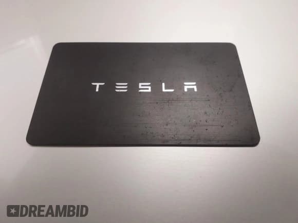 ✅ 2024 Tesla Model Y Long Range • VIN: 7SAYGDEE9RF168005 • Lot: 43508845. Wystawiony na IAAI z przebiegiem 23 426 mil. Bezpłatny archiwum sprzedaży aukcyjnych z USA i szczegółowy raport historii pojazdu na DreamBid. Zdjęcie 11.