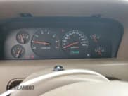 ✅ 2000 Jeep Grand Cherokee Limited • VIN: 1J4GW58N5YC174371 • Lot: 60941615. Listed on Copart with 179,399 mi. Free auction sales archive from the USA and detailed vehicle history report at DreamBid. Image 9.