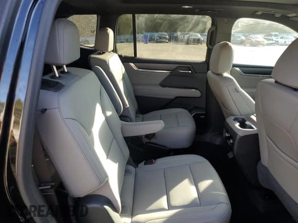 ✅ 2024 GMC Acadia FWD Elevation • VIN: 1GKENKKS8RJ195861 • Lot: 80364764. Wystawiony na Copart z przebiegiem 1 351 mil. Bezpłatny archiwum sprzedaży aukcyjnych z USA i szczegółowy raport historii pojazdu na DreamBid. Zdjęcie 11.