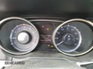 ✅ 2013 Hyundai Sonata SE • VIN: 5NPEC4ABXDH745884 • Lot: 64142574. Listed on Copart with 110,665 mi. Free auction sales archive from the USA and detailed vehicle history report at DreamBid. Image 9.