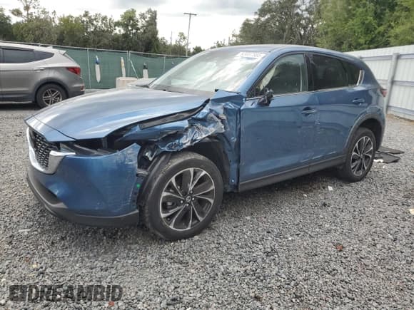 ✅ 2023 Mazda CX-5 S Premium Plus • VIN: JM3KFBEM0P0105850 • Лот: 83887885. Опубликован ранее на Copart с пробегом 10 161 миль. Бесплатный доступ к архиву аукционных продаж из США и подробный отчёт об истории автомобиля на DreamBid. Изображение 1.