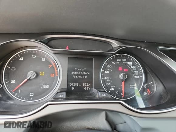 ✅ 2014 Audi A4 Premium Plus • VIN: WAUEFAFL4EN014986 • Lot: 71046825. Wystawiony na Copart z przebiegiem 107 285 mil. Bezpłatny archiwum sprzedaży aukcyjnych z USA i szczegółowy raport historii pojazdu na DreamBid. Zdjęcie 9.