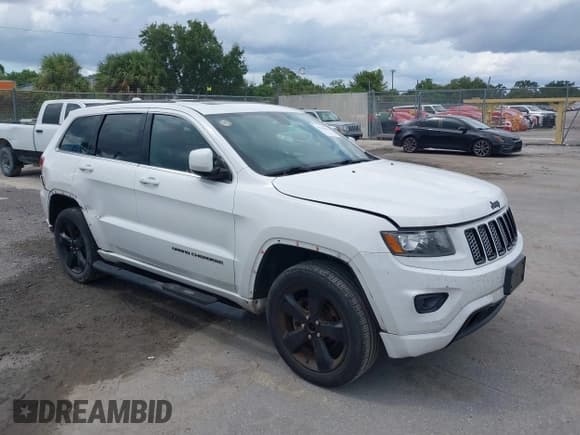 ✅ 2015 Jeep Grand Cherokee Altitude • VIN: 1C4RJFAG0FC214643 • Лот: 43134681. Опубликован ранее на IAAI с пробегом 179 414 миль. Бесплатный доступ к архиву аукционных продаж из США и подробный отчёт об истории автомобиля на DreamBid. Изображение 1.