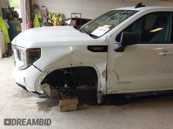 ✅ 2025 GMC Sierra 1500 Elevation • VIN: 1GTPUJEK8SZ164906 • Лот: 43038136. Опубликован ранее на IAAI с пробегом 12 693 миль. Бесплатный доступ к архиву аукционных продаж из США и подробный отчёт об истории автомобиля на DreamBid. Изображение 6.