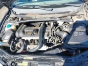 ✅ 2006 Volvo S60 2.5L Turbo • VIN: YV1RS592X62543608 • Lot: 43493308. Wystawiony na IAAI z przebiegiem 185 918 mil. Bezpłatny archiwum sprzedaży aukcyjnych z USA i szczegółowy raport historii pojazdu na DreamBid. Zdjęcie 10.