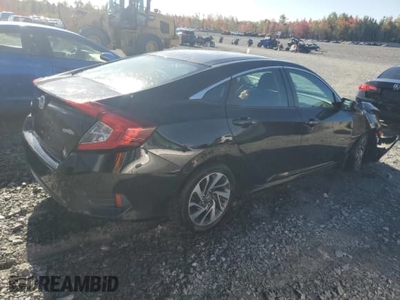 ✅ 2018 Honda Civic EX • VIN: 2HGFC2F81JH006351 • Лот: 84062375. Опубликован ранее на Copart с пробегом Не указан. Бесплатный доступ к архиву аукционных продаж из США и подробный отчёт об истории автомобиля на DreamBid. Изображение 3.