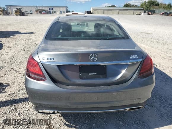 ✅ 2021 Mercedes-Benz C 300 • VIN: W1KWF8DB7MR617244 • Lot: 86489525. Listed on Copart with 88,761 mi. Free auction sales archive from the USA and detailed vehicle history report at DreamBid. Image 6.