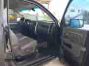 2013 Ram 1500 Express z VIN 3C6JR6AT0DG507821, wystawiony jako IAAI lot #42708345 z przebiegiem 183 346 mil mil oraz . Historia ofert i sprzedaży dostępna na DreamBid. Obrazek 5.