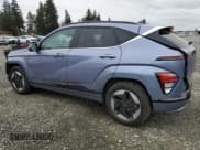 ✅ 2024 Hyundai Kona Limited • VIN: KM8HE3A6XRU004292 • Лот: 48234055. Опубликован ранее на Copart с пробегом 1 366 миль. Бесплатный доступ к архиву аукционных продаж из США и подробный отчёт об истории автомобиля на DreamBid. Изображение 2.