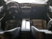 ✅ 2014 Mercedes-Benz M 63 AMG • VIN: 4JGDA7EB6EA357360 • Лот: 57241045. Опубликован ранее на Copart с пробегом 141 531 миль. Бесплатный доступ к архиву аукционных продаж из США и подробный отчёт об истории автомобиля на DreamBid. Изображение 8.