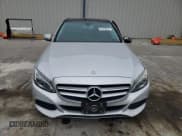 ✅ 2016 Mercedes-Benz C 300 • VIN: 55SWF4KB5GU109434 • Lot: 91916015. Wystawiony na Copart z przebiegiem 98 041 mil. Bezpłatny archiwum sprzedaży aukcyjnych z USA i szczegółowy raport historii pojazdu na DreamBid. Zdjęcie 5.