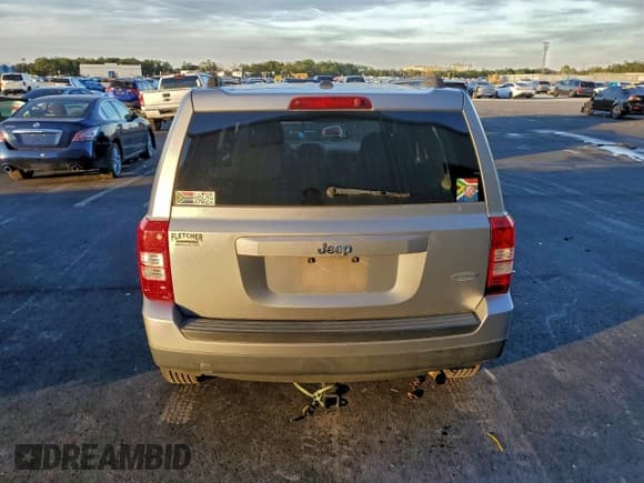 ✅ 2014 Jeep Patriot Latitude • VIN: 1C4NJPFB5ED905774 • Лот: 94293815. Опубликован ранее на Copart с пробегом 117 017 миль. Бесплатный доступ к архиву аукционных продаж из США и подробный отчёт об истории автомобиля на DreamBid. Изображение 6.