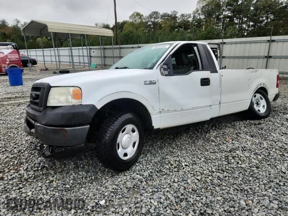 ✅ 2006 Ford F-150 XL • VIN: 1FTRF12W16NB47520 • Lot: 90264835. Wystawiony na Copart z przebiegiem Nie podano. Bezpłatny archiwum sprzedaży aukcyjnych z USA i szczegółowy raport historii pojazdu na DreamBid. Zdjęcie 1.