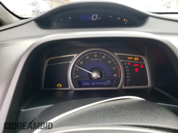 ✅ 2008 Honda Civic EX • VIN: 1HGFA16888L108839 • Lot: 85913775. Listed on Copart with 235,176 mi. Free auction sales archive from the USA and detailed vehicle history report at DreamBid. Image 9.